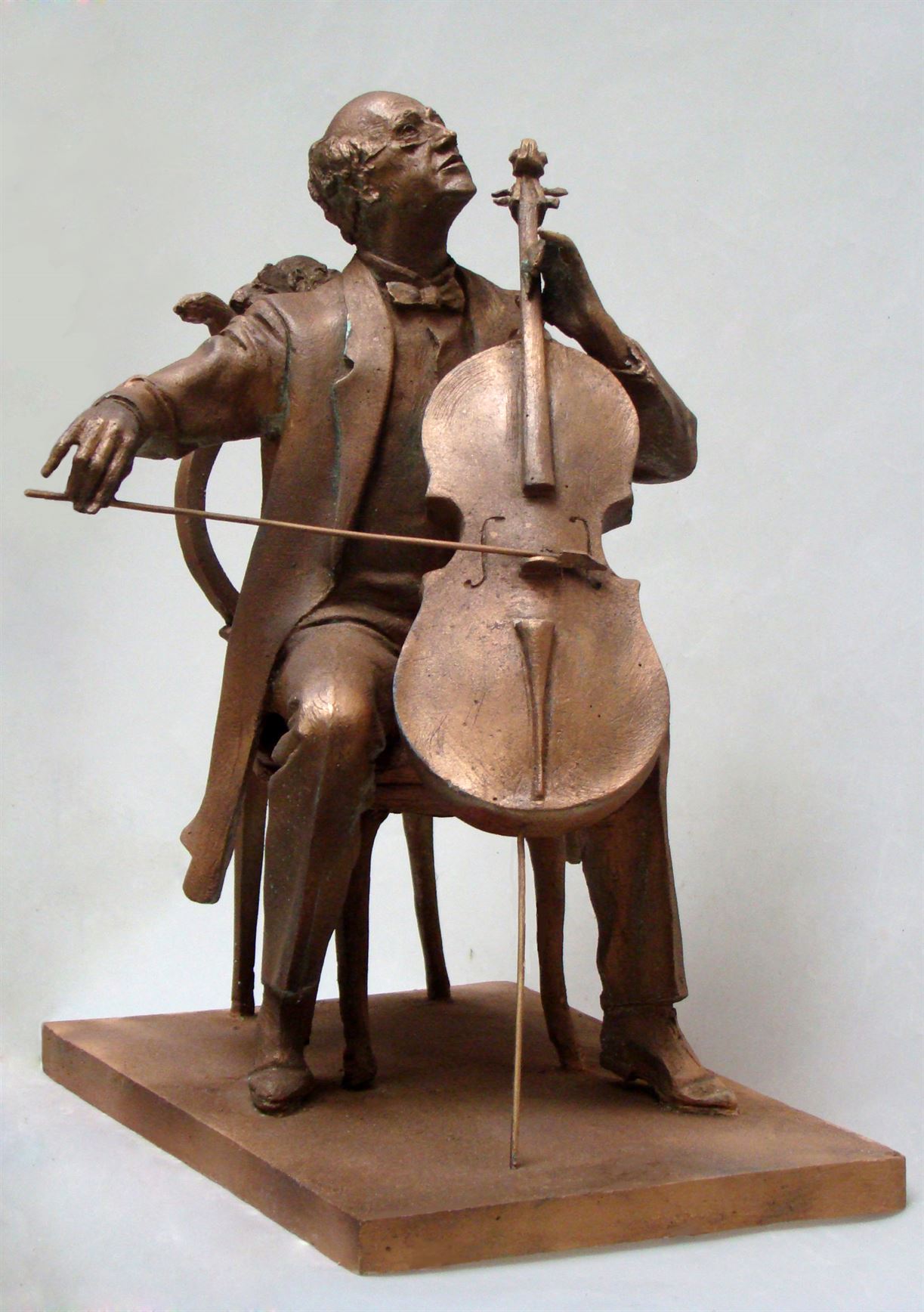 скульптура музыкант