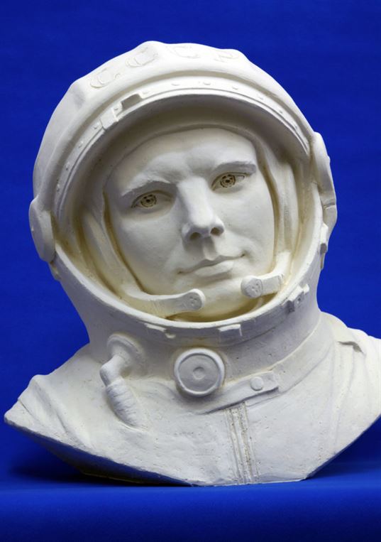 Yuri Gagarin. - 86 768x1090