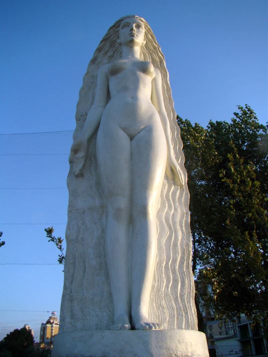 Муза Скульптуры (Взгляд из Атлантиды). 2007. - DSC02444 768x1024