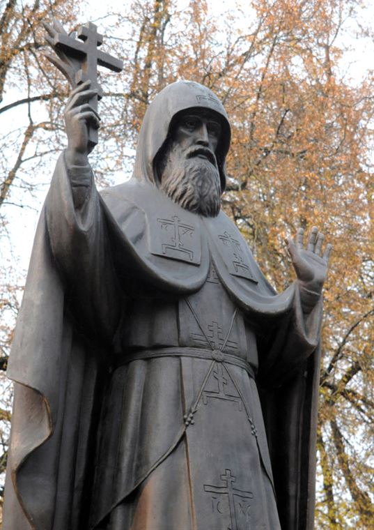 Пам'ятник преподобному священномученику Кукші Печерському. 2014. - 1 2 768x1086