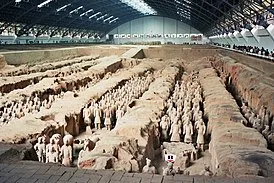 Самые известные скульптуры всех времен и народов  - 274px xian guerreros terracota general